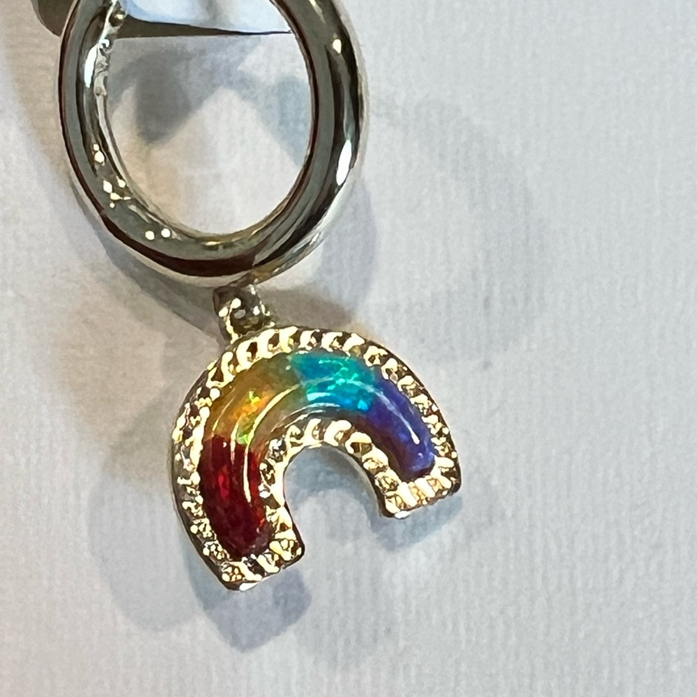 NWT Kendra Scott Rainbow Huggie Hoop Earrings RARE & Multi Opal Yellow Gold WOW! - Picture 9 of 9